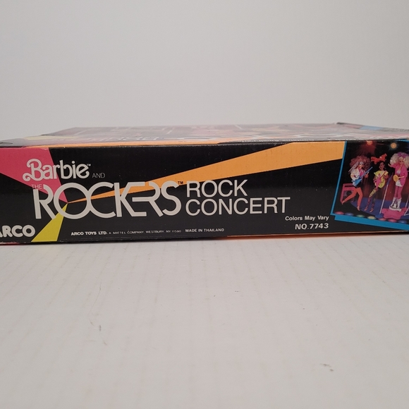 Vintage 1986 Barbie and The Rockers Concert #7743 - Picture 9 of 9